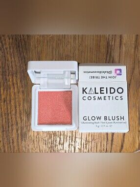Kaleido Cosmetics Glow Blush — Rose Gold 0.11oz BNIB